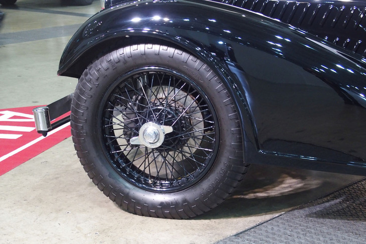 アルヴィス4.3リッター ヴァンデンプラ ツアラー（コンティニュエーションモデル）