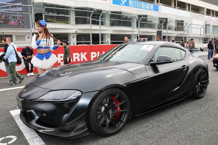 「トヨタGRスープラ“A90ファイナルエディション”」は、現行型の最後を飾る特別な一台。内外装だけでなく、パワーユニット、ブレーキ、冷却系、ボディーなど、トータルにチューニングが施されている。すでに購入申し込みは締め切られているが、国内には限定300台のうち150台が割り当てられている。価格は1500万円だ。