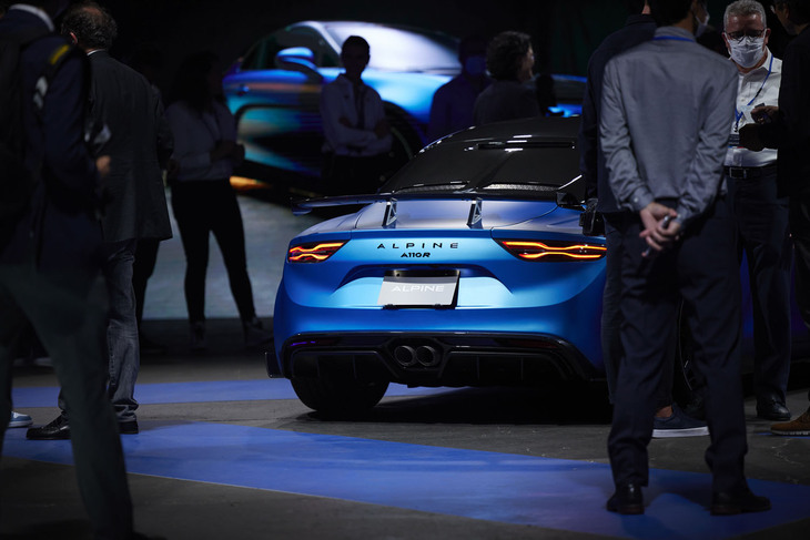 「A110 R」発表会場の様子。