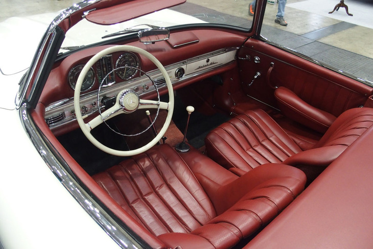 メルセデス・ベンツ300SL