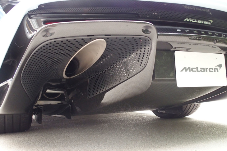 マクラーレン・スピードテール（マフラー）