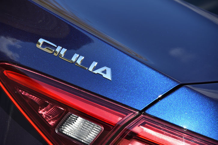 アルファ・ロメオ・ジュリア スーパー