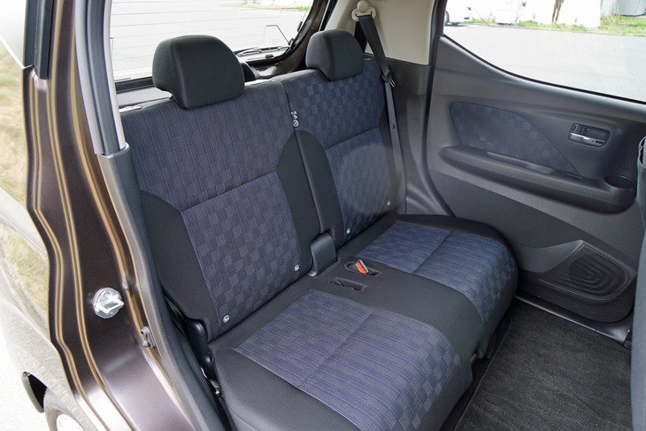 日産デイズ ハイウェイスターXプロパイロットエディション（リアシート）