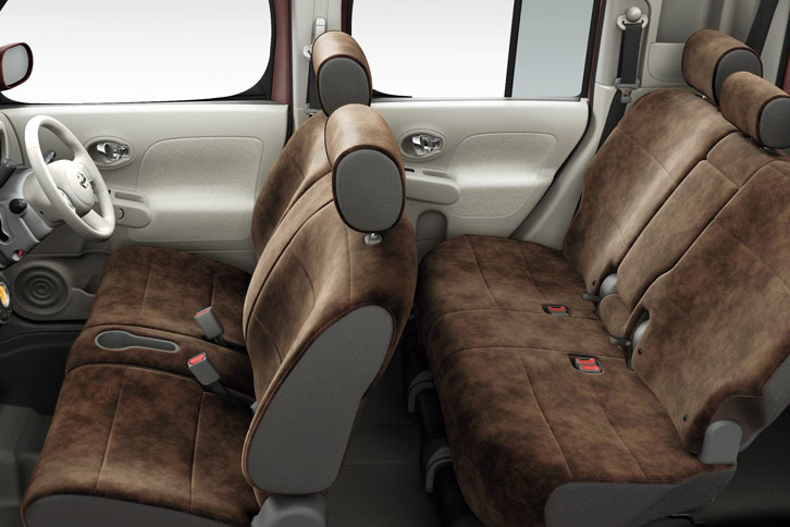 「ラウンジブラウンインテリア」