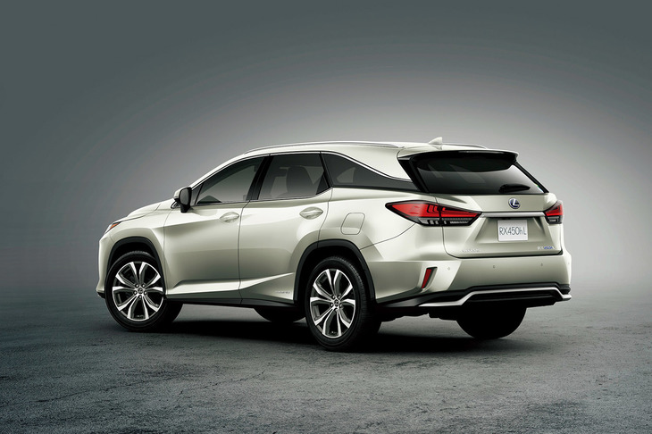 「RX450hL」のエクステリア。