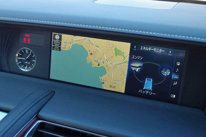 レクサスLC500h（センターディスプレイ）