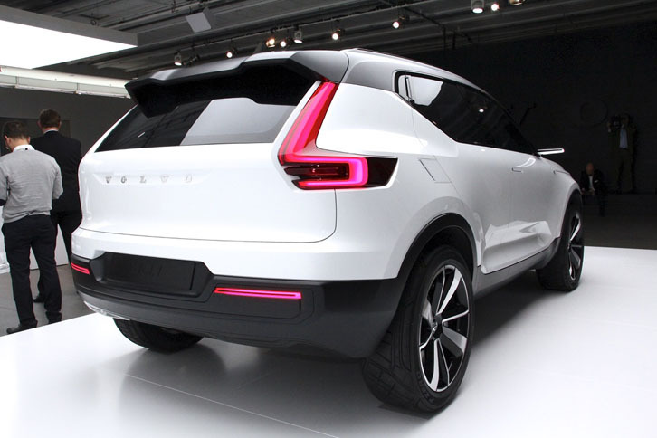 同じ「40シリーズ」でもイメージは大きく異なる。こちらはアグレッシブな意匠の「40.1」のリアビュー。