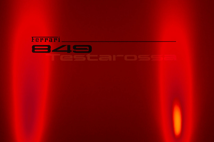 「フェラーリ849テスタロッサ」発表イベント会場の様子。