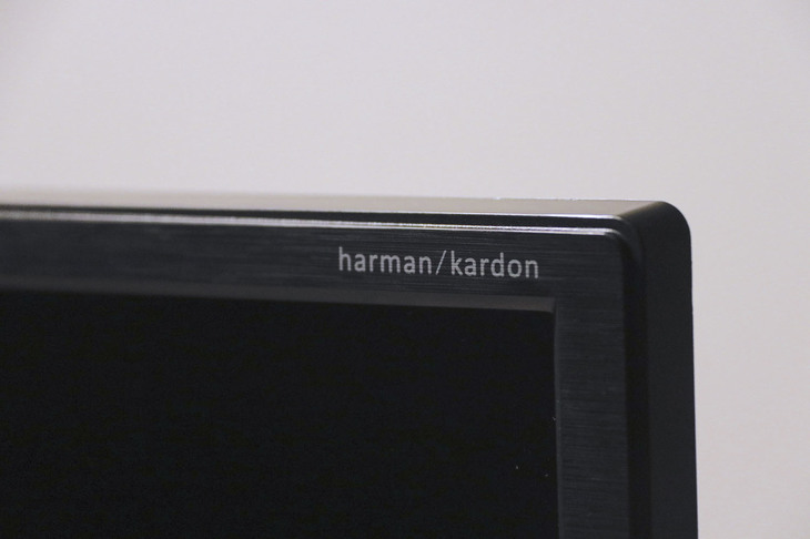 オーディオ部分はハーマン／カードン。