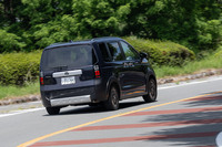 ホンダ・フリード クロスター