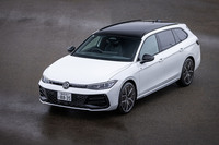 2024年11月に国内販売が開始された新型「フォルクスワーゲン・パサート」。パサートは初代誕生が1973年というフォルクスワーゲンのロングセラーモデルで、今回登場した最新型は9代目にあたる。