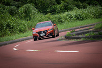 ボディーの基礎には、TNGA世代の低重心プラットフォームを採用。前後重量配分の最適化やボディーの高剛性化などにより、意のままのハンドリングと目線がブレないフラットな乗り心地が追求されている。