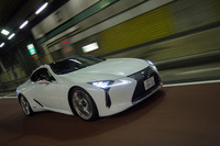 レクサスLC500h“Lパッケージ”