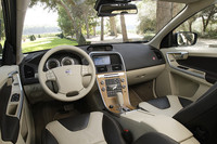 ボルボXC60 T-6（4WD/6AT）【海外試乗記】の画像