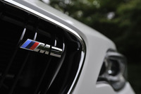 日本に導入される「M2クーペ」は7段ATの右ハンドルのみ。車両価格は770万円。