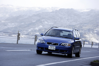 ボルボV70R（4WD/6AT）【試乗記】の画像