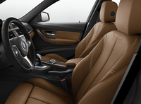 320台限定 装備充実の「BMW 3シリーズ」発売の画像