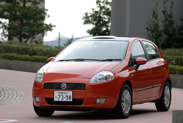 【スペック】全長×全幅×全高＝4050×1685×1495mm／ホイールベース＝2510mm／車重＝1170kg／駆動方式＝FF／1.4リッター直4 SOHC8バルブ（77ps/6000rpm、11.7kgm/3000rpm）／価格＝224.0万円（テスト車＝同じ）