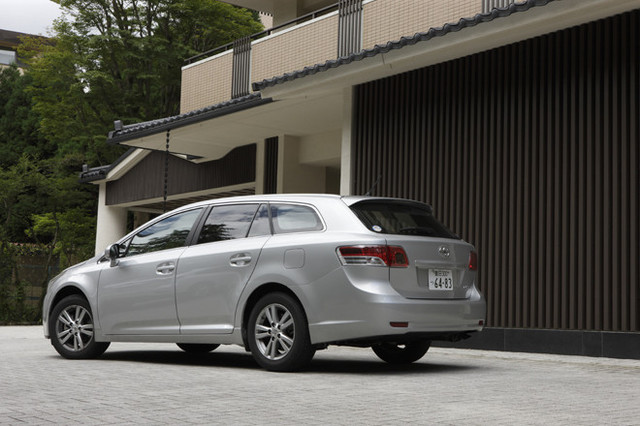 トヨタ アベンシスxi Ff Cvt 試乗記 スッキリ爽快 Webcg