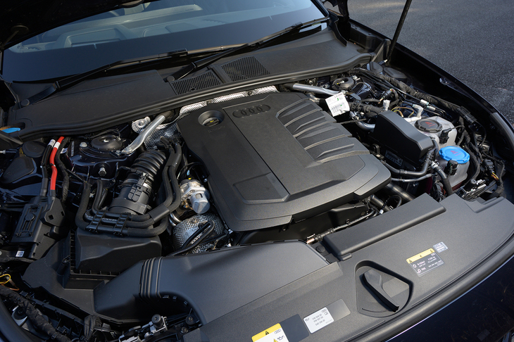 アウディA5 TDIクワトロ150kW