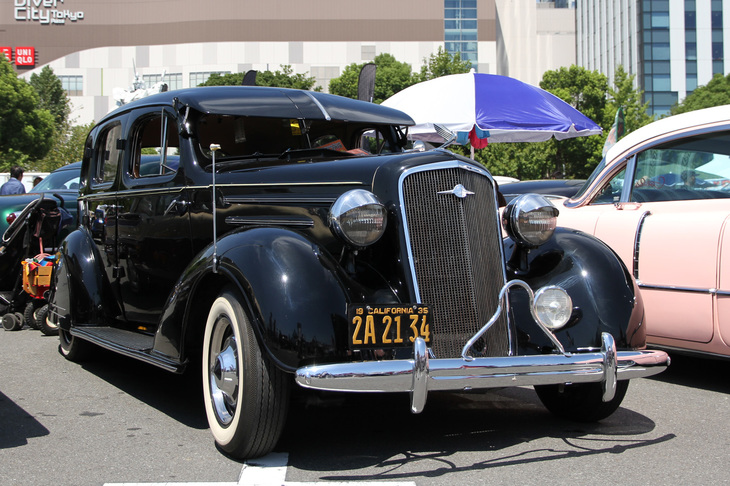 数少ない戦前車のうちの1台だった1935年「シボレー」。
