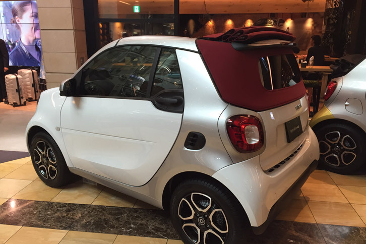 フォーツーカブリオ ターボ リミテッド