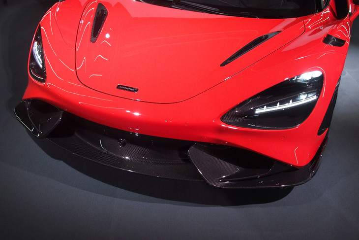 マクラーレン765LT（フロントマスク）