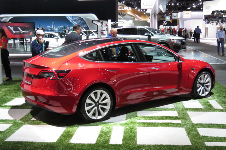 テスラ・モデル3