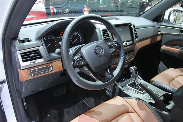 サンヨン・ムッソ ピックアップ（インテリア）