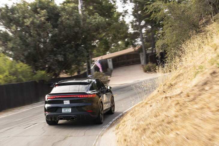 欧州市場では、高性能モデル「カイエン ターボGT」のフェイスリフト版はラインナップされない見通しだ。