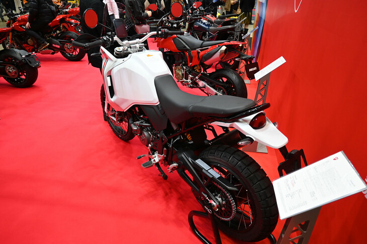 ドゥカティ・デザートX