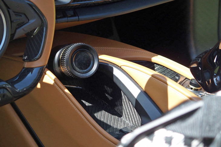 ピニンファリーナB95（センターコンソール）