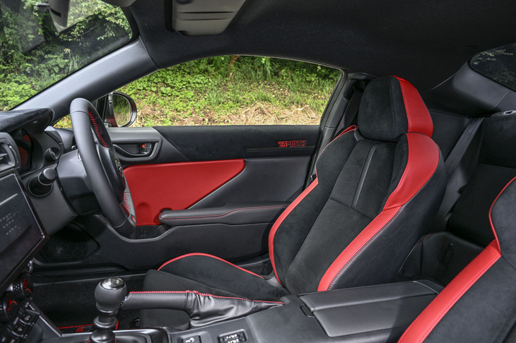 トヨタGR86 RZ“40th Anniversary limited”（インテリア）