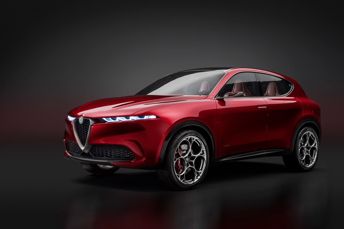 D*I様 Macchina rossa Alfa Romeoクァドリフォリオ ア D*I様 Macchina rossa Alfa Romeoクァドリフォリオ ア GIULIA
