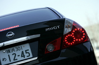 日産フーガ250GT（FR/5AT）【試乗記】