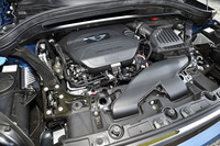 「クーパーD」グレードには150psと330Nmを発生する2リッター直4ディーゼルエンジンが搭載される。今回試乗したFF仕様のJC08モード燃費は21.2km/リッター。