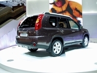 キープコンセプト「日産エクストレイル」、中身はより土系に【ジュネーブショー07】の画像