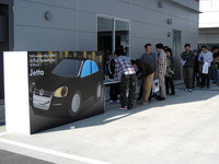 会場内に設置された顔出しプレート。その奥にはスタンプラリーのデスクがあり、8つのポイントはいつも長蛇の列ができていた。