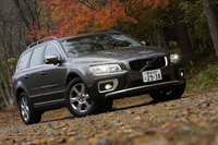 ボルボXC70 3.2(4WD/6AT)【短評】