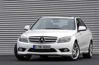 新型「Cクラスセダン」