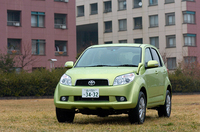 【スペック】
	トヨタ・ラッシュX:全長×全幅×全高＝3995×1695×1705mm／ホイールベース＝2580mm／車重＝1190kg／駆動方式＝4WD／1.5リッター直4DOHC16バルブ（109ps/6000rpm、14.4kgm/4400rpm）／価格＝178万5000円（テスト車＝223万9650円／G-BOOK ALPHA対応HDDナビゲーションシステム＝26万2500円／SRSサイドエアバッグ＆SRSカーテンシールドエアバッグ＝9万2400円／VSC＆TRC＋ヒルスタートアシストコントロール＆ダウンヒルアシストコントロール＝9万9750円）
	 