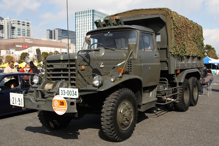 これもコンクールデレガンスの対象だった、1978年「いすゞTWD」。自衛隊向けが主体だった6×6（6輪駆動）トラックである。