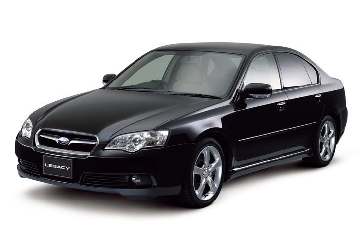 渕野氏が所有していたという4代目「スバル・レガシィB4」。「3.0R」とは、3リッター水平対向6気筒エンジンを搭載していた、ちょっと珍しいグレードだ。