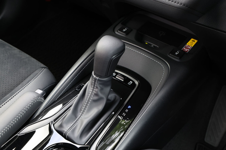 「GRヤリス」に準じる新開発の8段AT「GAZOO Racing Direct Automatic Transmission（GR-DAT）」が設定されたのも、最新型「GRカローラ」におけるトピック。