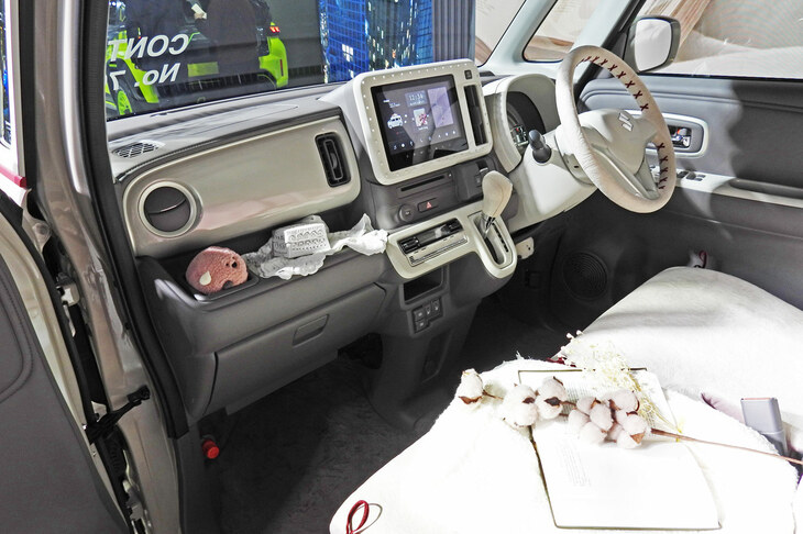 スズキ・ワゴンRスマイル ヨーロピアン・アンティーク