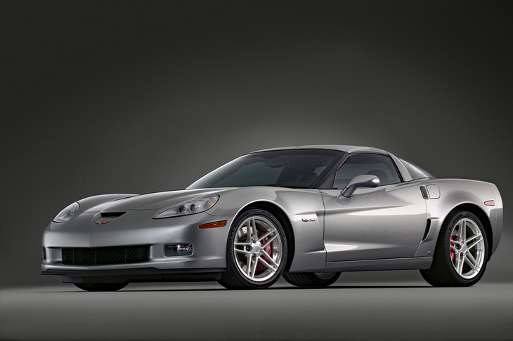 記者がこのギョーカイに入った頃に、世間をにぎわせていた「シボレー・コルベットZ06」。エンジンは自然吸気の7リッターV8 OHVと、ロック魂あふれる一台である。