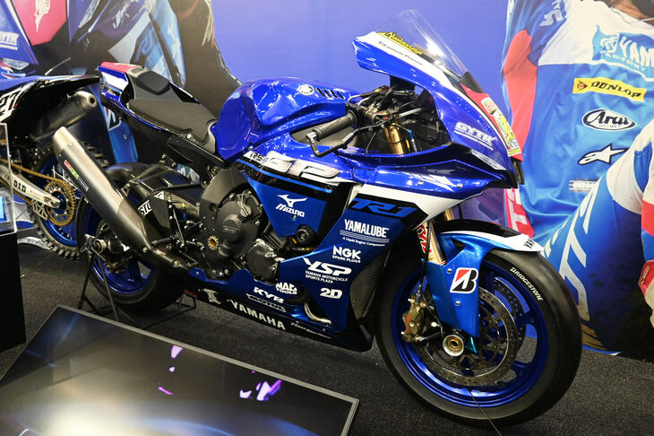 ヤマハYZF-R1　2023年全日本ロードレース選手権シリーズ JSB1000クラス　YAMAHA FACTORY RACING TEAM 中須賀克行選手仕様車両