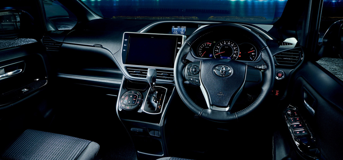 トヨタが ヴォクシー ノア エスクァイア を一部改良 特別仕様車も設定 ニュース Webcg