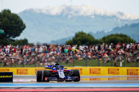 トロロッソは予選でピエール・ガスリー14位、ブレンドン・ハートレー（写真）はQ1落ちの17位と振るわず。ハートレーはパワーユニットの交換により最後尾からスタートすることになった。レースでは、スタートでガスリーが同じフランス人のエステバン・オコンと接触してしまい0周リタイア。ハートレーは14位完走と不発に終わった。（Photo＝Toro Rosso）