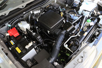 「ジムニーシエラ」に搭載される、新開発の1.5リッター直4 DOHCエンジン。